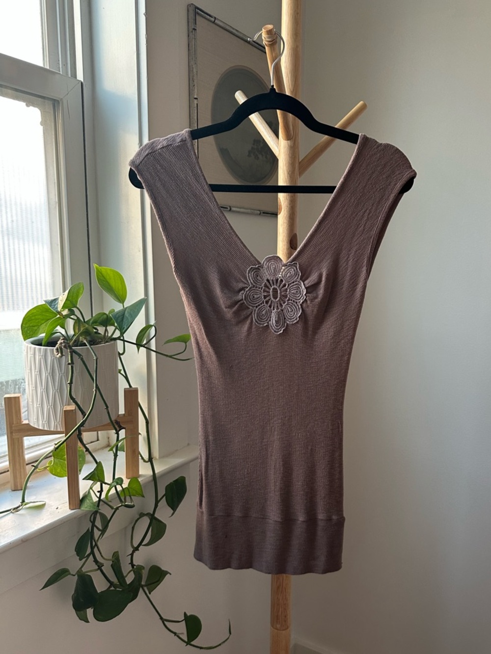 Derek Heart Taupe V-Neck Ribbed Tank with Floral Applique